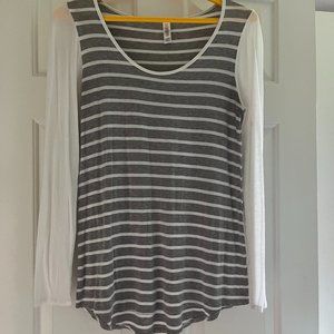 Lularoe Long Sleeve Tunic Tee